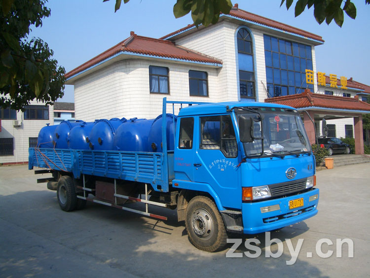 宙斯泵業(yè)老廠區(qū)容器發(fā)運場景